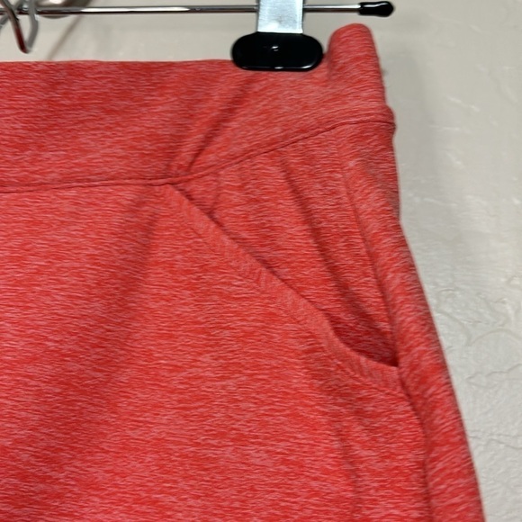 Peter Millar Golf Skort Activewear Pink Poppy Pockets Sun Protection Size XS - Picture 2 of 7